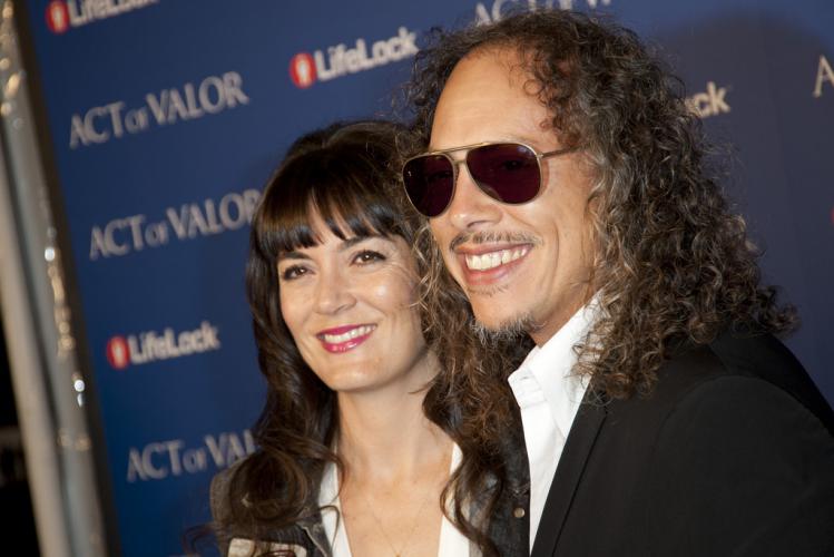 Who is Kirk Hammett dating? Kirk Hammett Dating/Relationship History ...